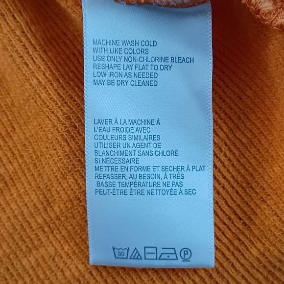 Urban Outfitters Womens Crop Top Long Sleeves Lightweight Sz SP Orange - Picture 7 of 8